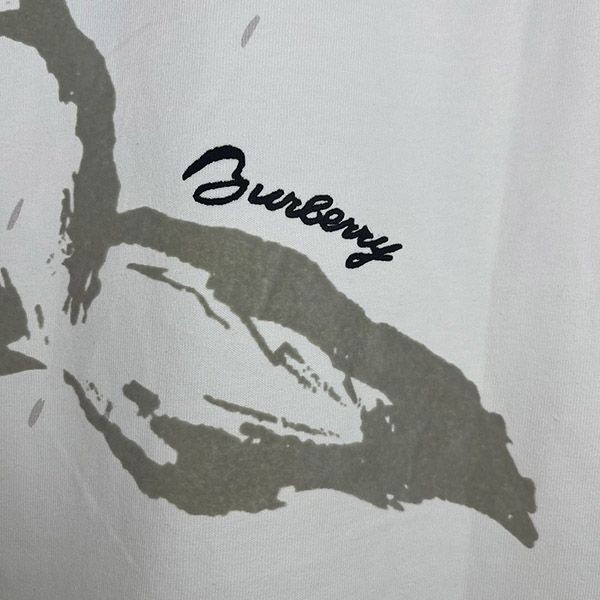 争奪戦 バーバリー ボクシー スワン コピー コットンTシャツ Bah25125